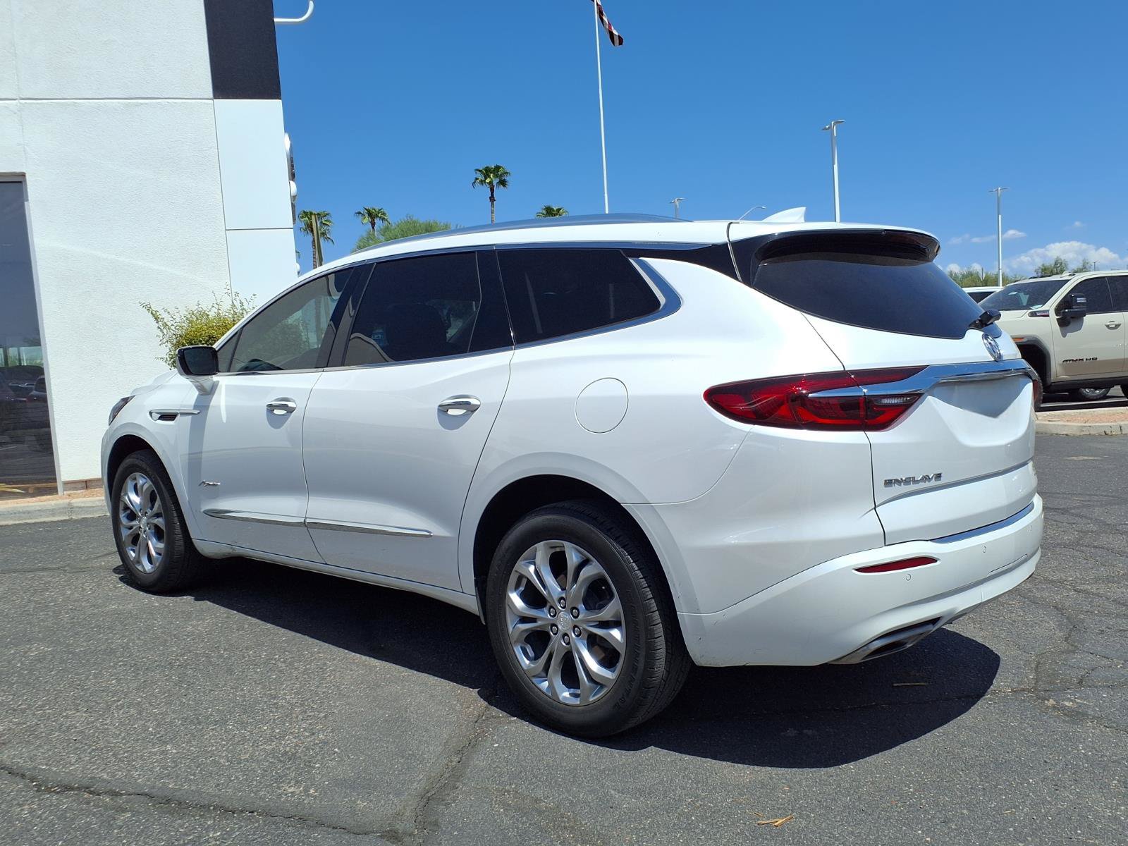 Used 2020 Buick Envision Essence FWD image 8