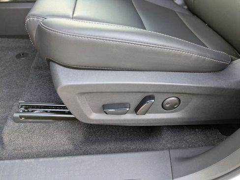 New 2025 Nissan Murano SL image 13