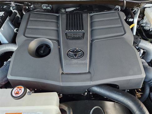 Used 2024 Toyota Tundra SR5 image 24