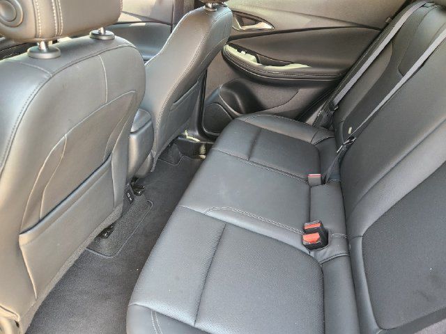 Used 2024 Buick Encore GX Sport Touring w/ Advanced Technology Package FWD image 29