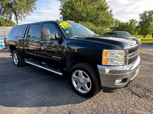 Used 2013 Chevrolet Silverado 2500 LTZ w/ LTZ Plus Package AWD/4WD image 5