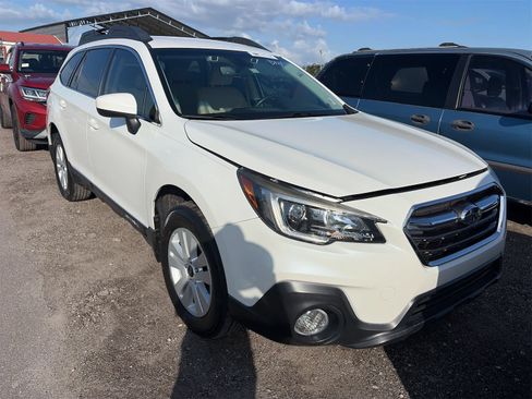 Used 2019 Subaru Outback 2.5i Premium AWD/4WD image 6