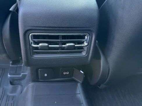 Used 2023 Lincoln Corsair Reserve w/ Equipment Group 201A AWD/4WD image 23