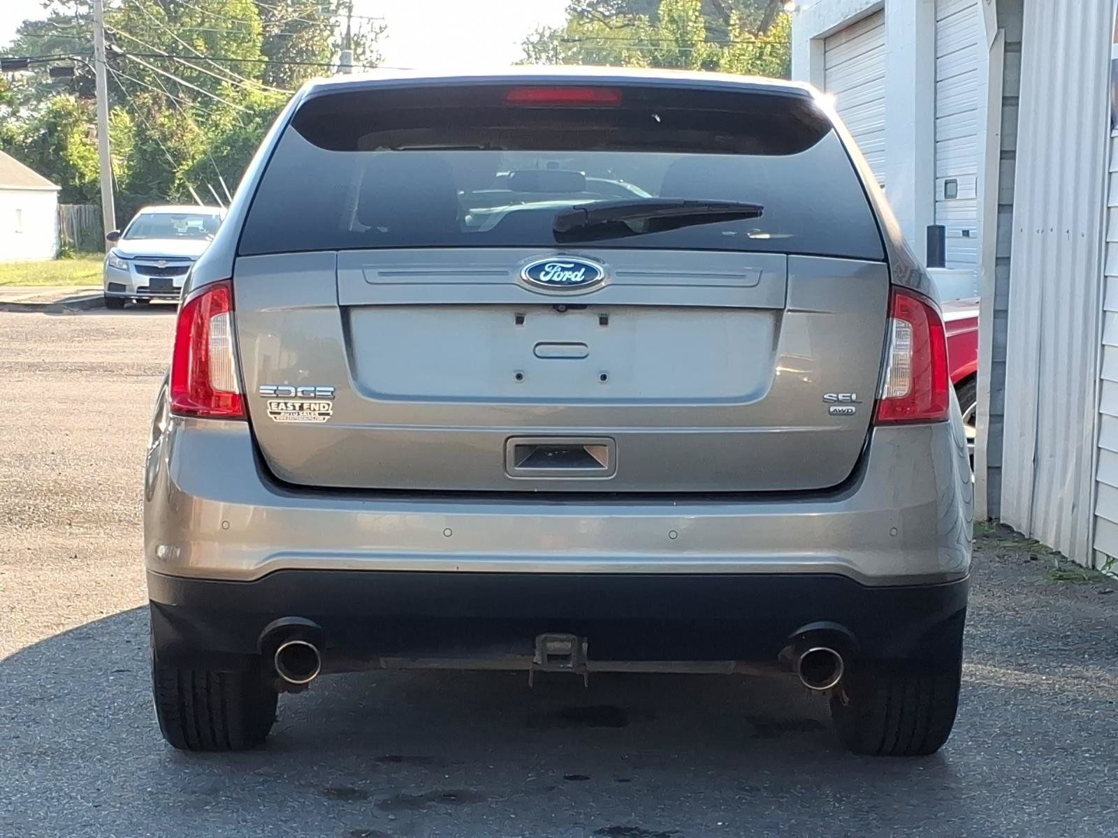 Used 2014 Ford Edge SEL w/ Equipment Group 205A AWD/4WD image 4
