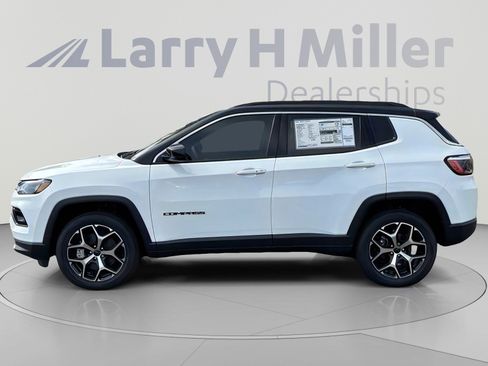New 2026 Jeep Compass Limited AWD/4WD image 3