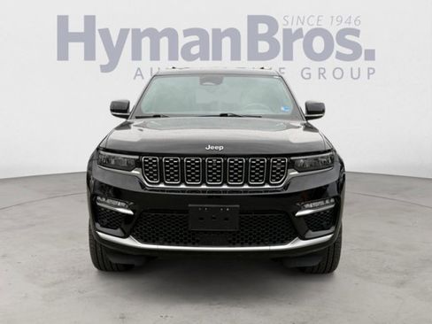 Used 2022 Jeep Grand Cherokee Summit image 8