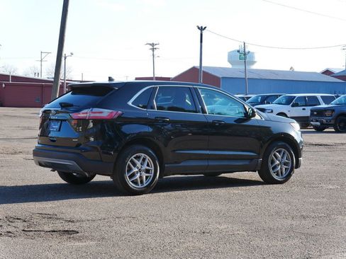 Certified 2024 Ford Edge SEL image 3