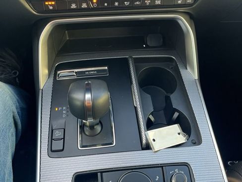 Certified 2025 MAZDA CX-70 3.3 Turbo w/ Preferred Package image 18