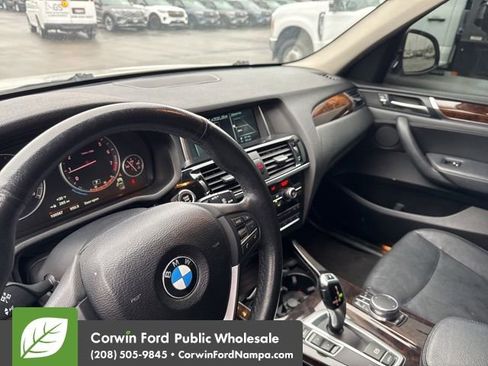 Used 2017 BMW X3 xDrive28i image 9