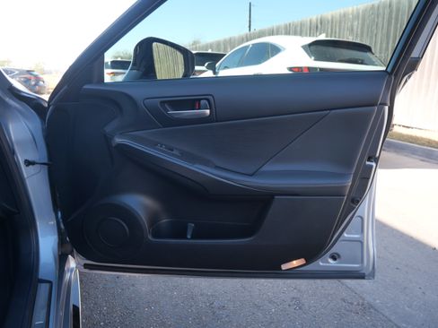 Certified 2022 Lexus IS 350 F Sport w/ Dynamic Handling Package image 12