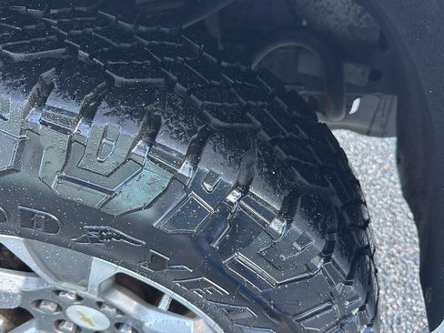 Used 2016 Chevrolet Colorado Z71 image 32