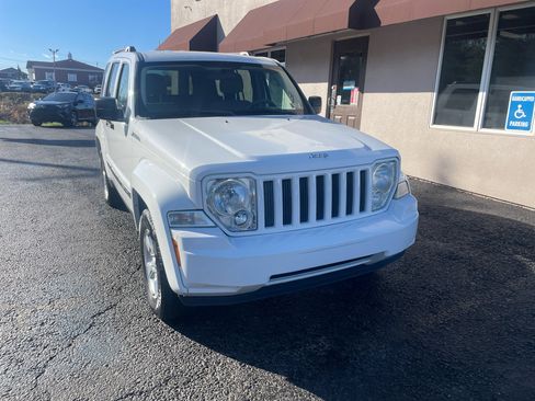 Used 2012 Jeep Liberty Sport w/ Popular Equipment Group image 2