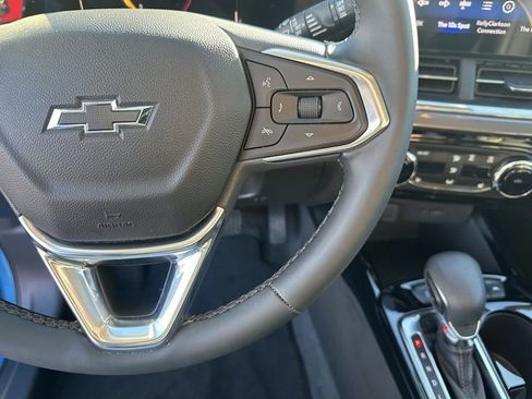Certified 2025 Chevrolet Trax ACTIV w/ Driver Confidence Package image 6