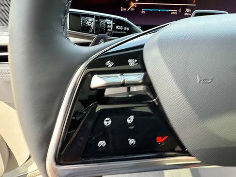 New 2026 Cadillac Escalade IQ Luxury 1 image 31