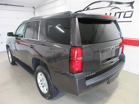 Used 2018 Chevrolet Tahoe LT w/ Luxury Package AWD/4WD image 13