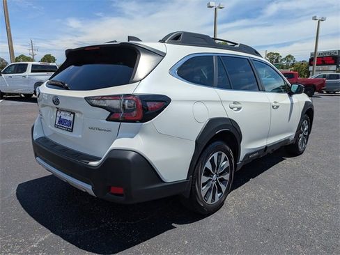 Used 2024 Subaru Outback Limited image 3