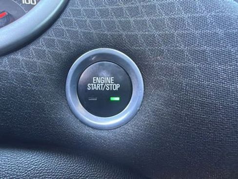 Used 2024 Chevrolet Malibu LT image 17