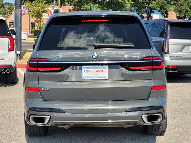 Used 2023 BMW X7 xDrive40i w/ M Sport Package AWD/4WD image 5