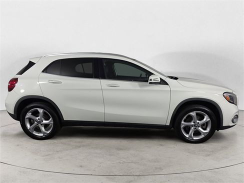 Used 2018 Mercedes-Benz GLA 250 image 6
