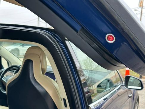 Used 2017 Tesla Model X P100D image 29