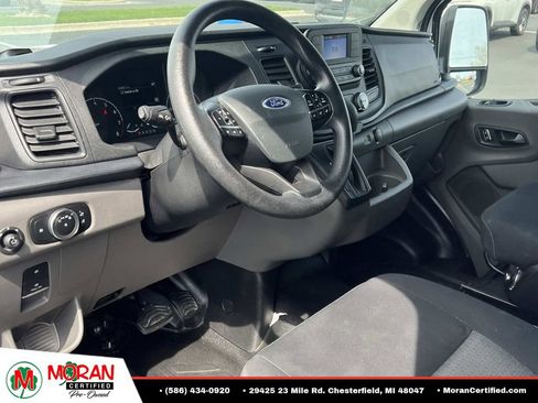 Used 2024 Ford Transit 250 Low Roof AWD w/ Exterior Upgrade Package image 19