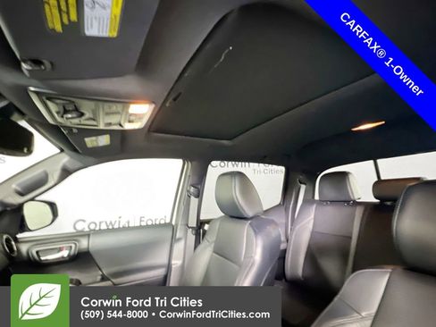 Used 2022 Toyota Tacoma TRD Off-Road w/ TRD Premium Off Road Package image 25