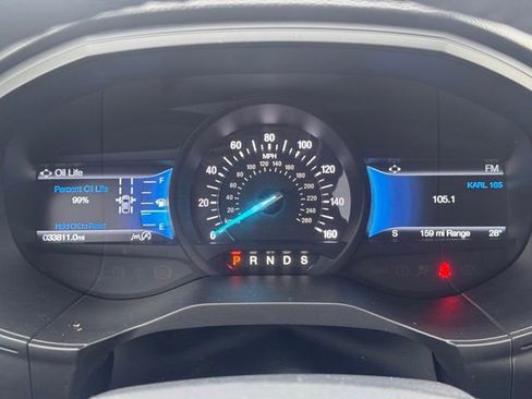 Used 2022 Ford Edge Titanium w/ Class II Trailer Tow Package AWD/4WD image 16
