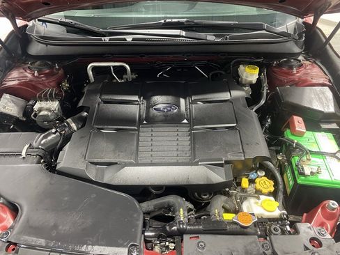 Used 2017 Subaru Outback 3.6R Limited image 9