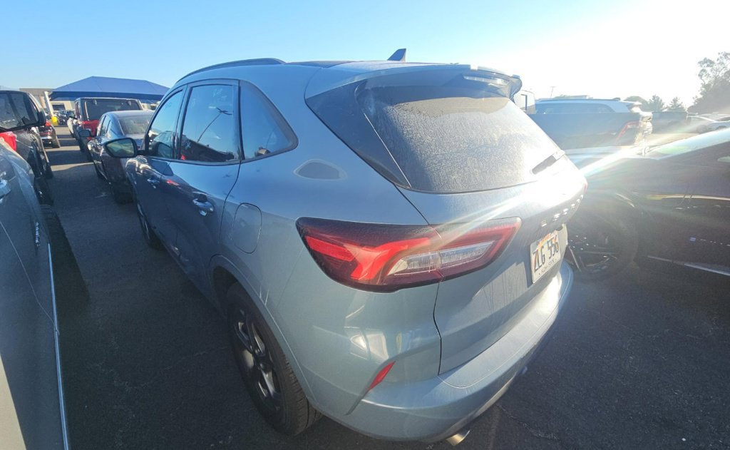 Used 2023 Ford Escape ST-Line AWD/4WD image 9