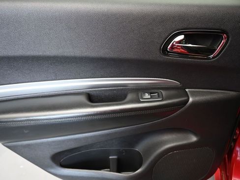 Used 2019 Dodge Durango GT image 31