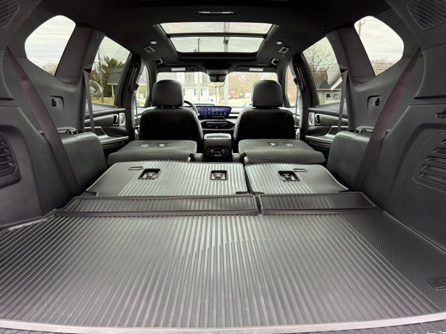 Used 2025 Buick Enclave Avenir w/ Super Cruise Package AWD/4WD image 12