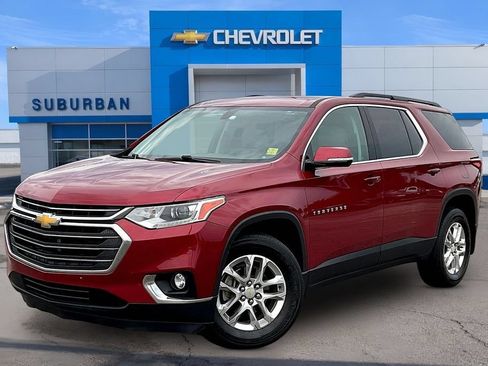 Used 2019 Chevrolet Traverse LT FWD image 1
