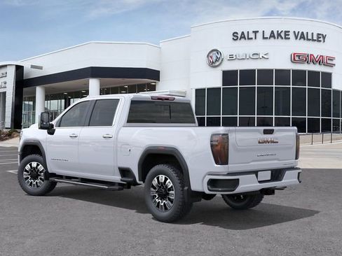 New 2026 GMC Sierra 3500 Denali w/ Denali Reserve Package image 4