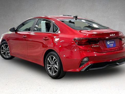 Used 2023 Kia Forte LXS FWD image 4