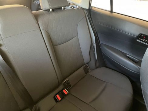 Used 2025 Toyota Corolla Cross LE image 35