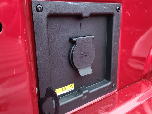 Used 2022 Ford F150 XLT w/ Equipment Group 302A High image 27