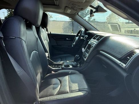 Used 2017 GMC Acadia Limited SLT AWD/4WD image 18