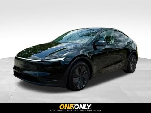 Used 2026 Tesla Model Y Long Range AWD/4WD image 1