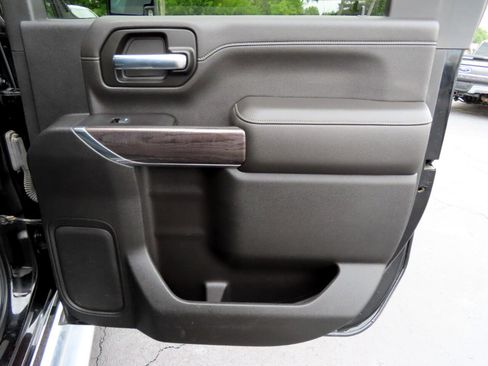 Used 2020 Chevrolet Silverado 2500 LTZ image 50