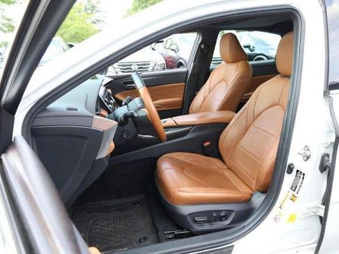 Used 2019 Toyota Avalon Limited w/ Protection Package FWD image 8