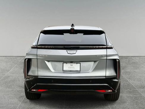 Used 2025 Cadillac Lyriq Luxury w/ LPO, Floor Liner Package image 11