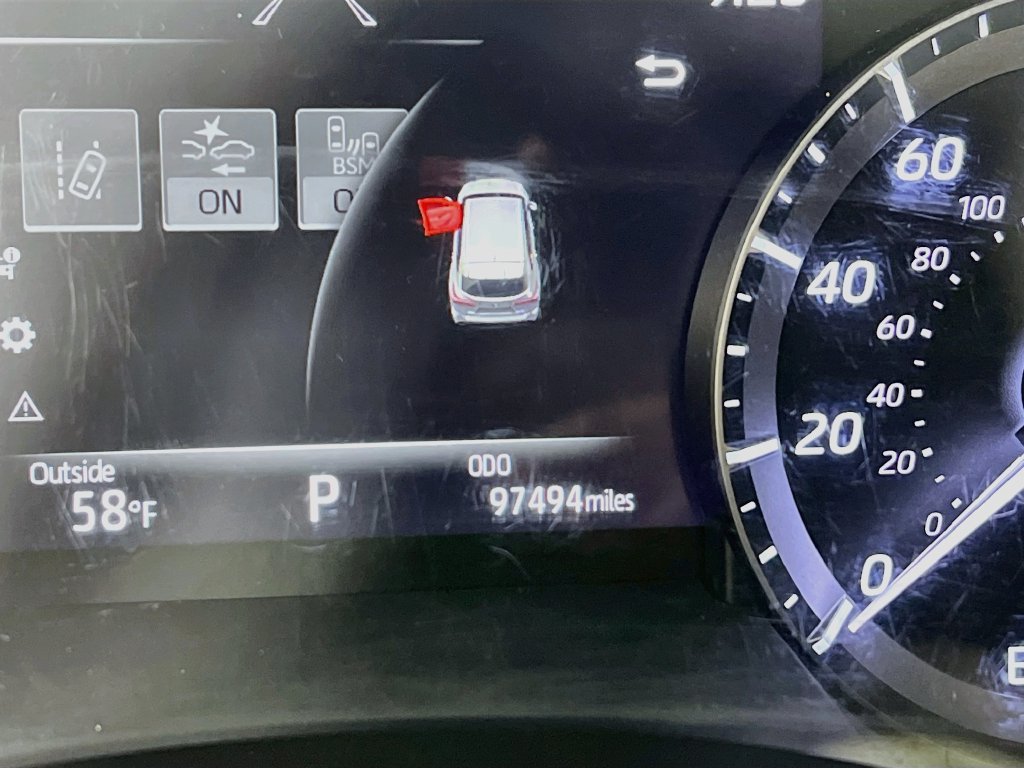 Certified 2020 Toyota Highlander XLE FWD image 11