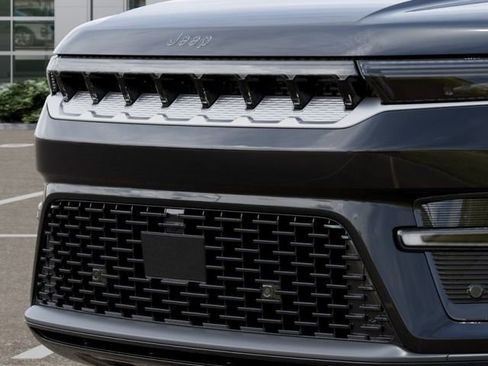 New 2026 Jeep Grand Wagoneer 4WD image 11