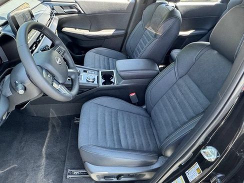 Used 2026 Nissan Rogue SL AWD/4WD image 17