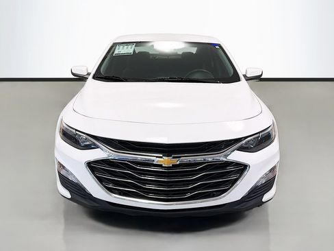 Used 2023 Chevrolet Malibu LT FWD image 2