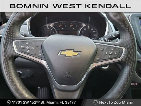 Used 2023 Chevrolet Equinox LS w/ LS Convenience Package image 12