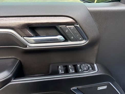 Used 2022 Chevrolet Silverado 1500 LTZ w/ LTZ Premium Package image 21