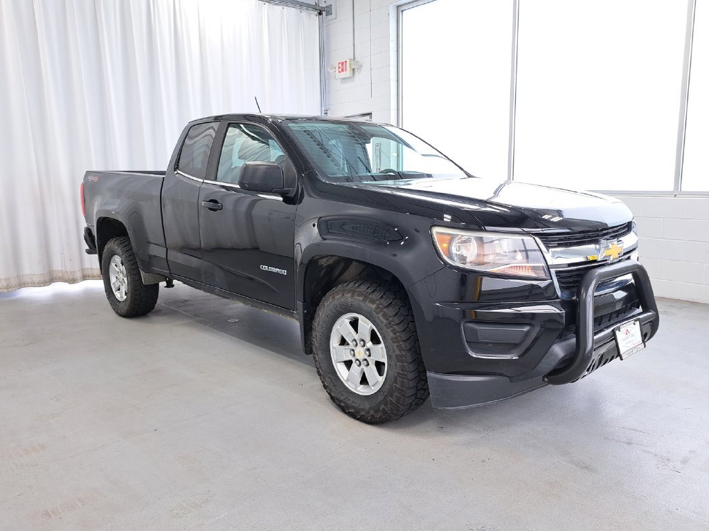Used 2016 Chevrolet Colorado W/T w/ WT Convenience Package AWD/4WD image 4