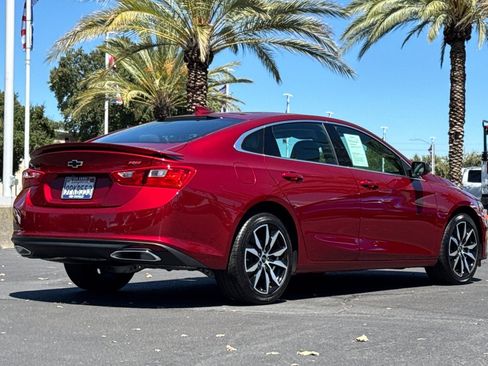Used 2024 Chevrolet Malibu RS FWD image 3