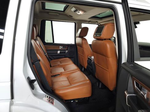 Used 2016 Land Rover LR4 HSE LUX AWD/4WD image 38